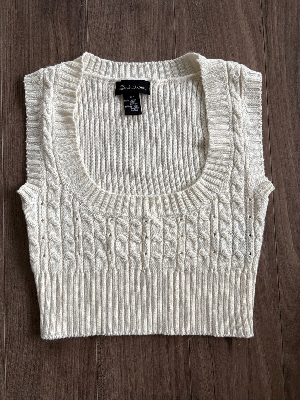Seductions Cream Cable Knit Sleeveless Top